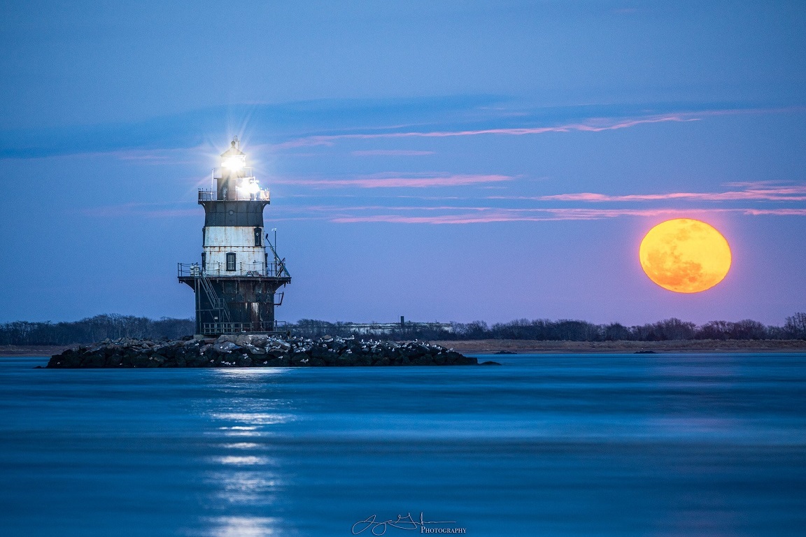lighthouse + moon-